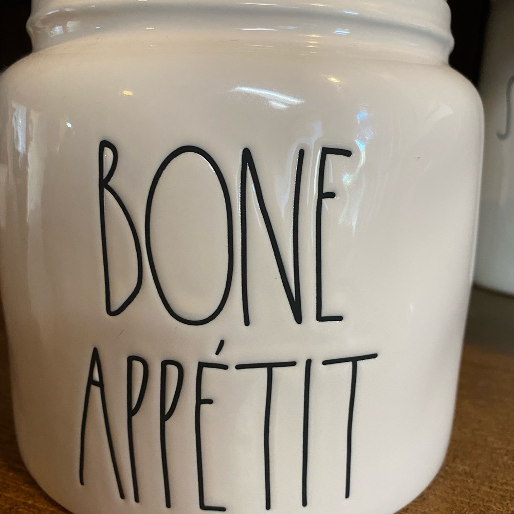 Rae Dunn canister